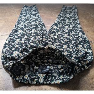Daisy Print Pants